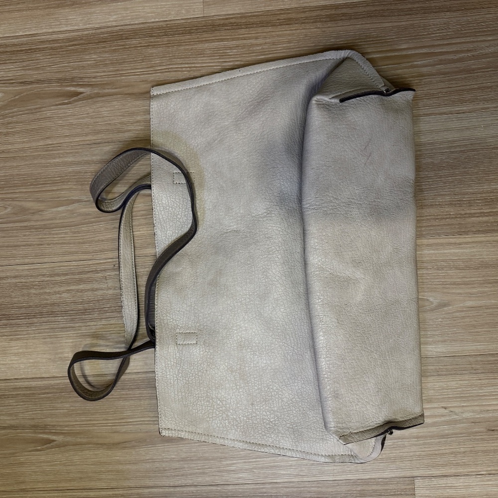 Free People Vegan Leather Tote Bag + Zipper Pouch – Taupe/Beige - Picture 2 of 4